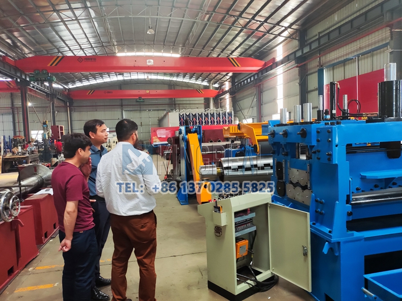 KINGREAL Indian Customer Visit Slitting Machina Factory